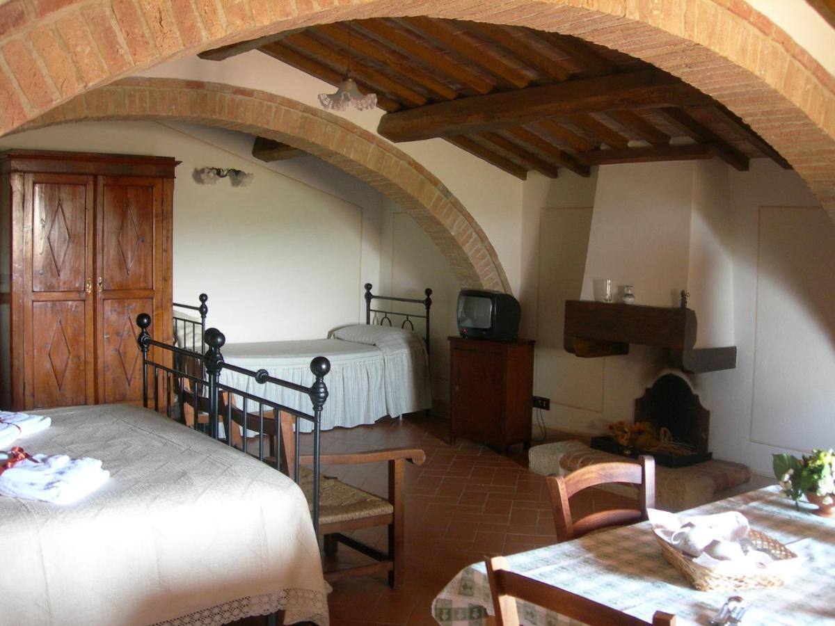 פיינצה Agriturismo Cerreto מראה חיצוני תמונה